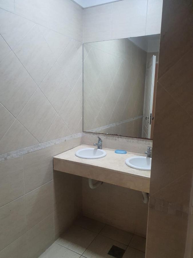 Pilar Centro Pileta Solarium Hospital Austral Cochera Seguridad 24 Hs