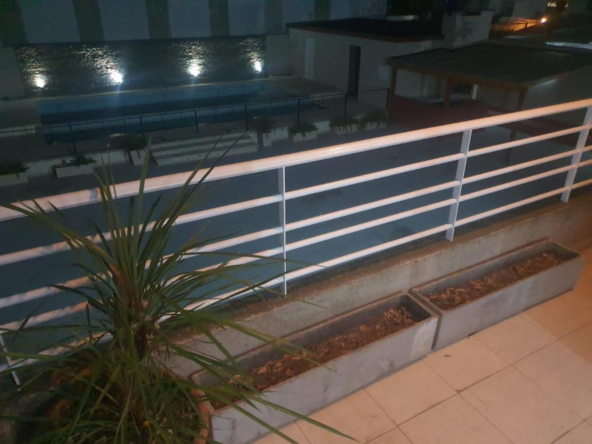 Pilar Centro Pileta Solarium Hospital Austral Cochera Seguridad 24 Hs *