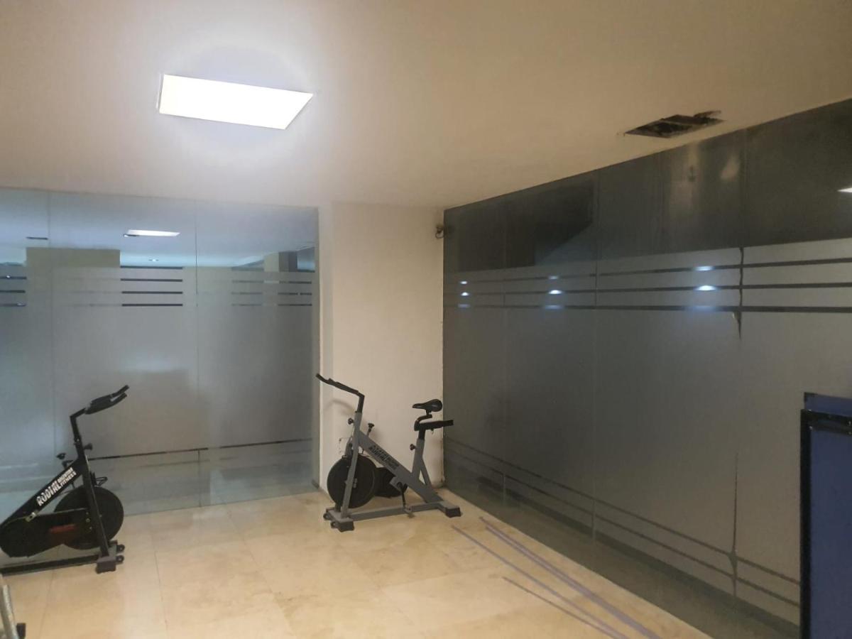 Pilar Centro Pileta Solarium Hospital Austral Cochera Seguridad 24 Hs