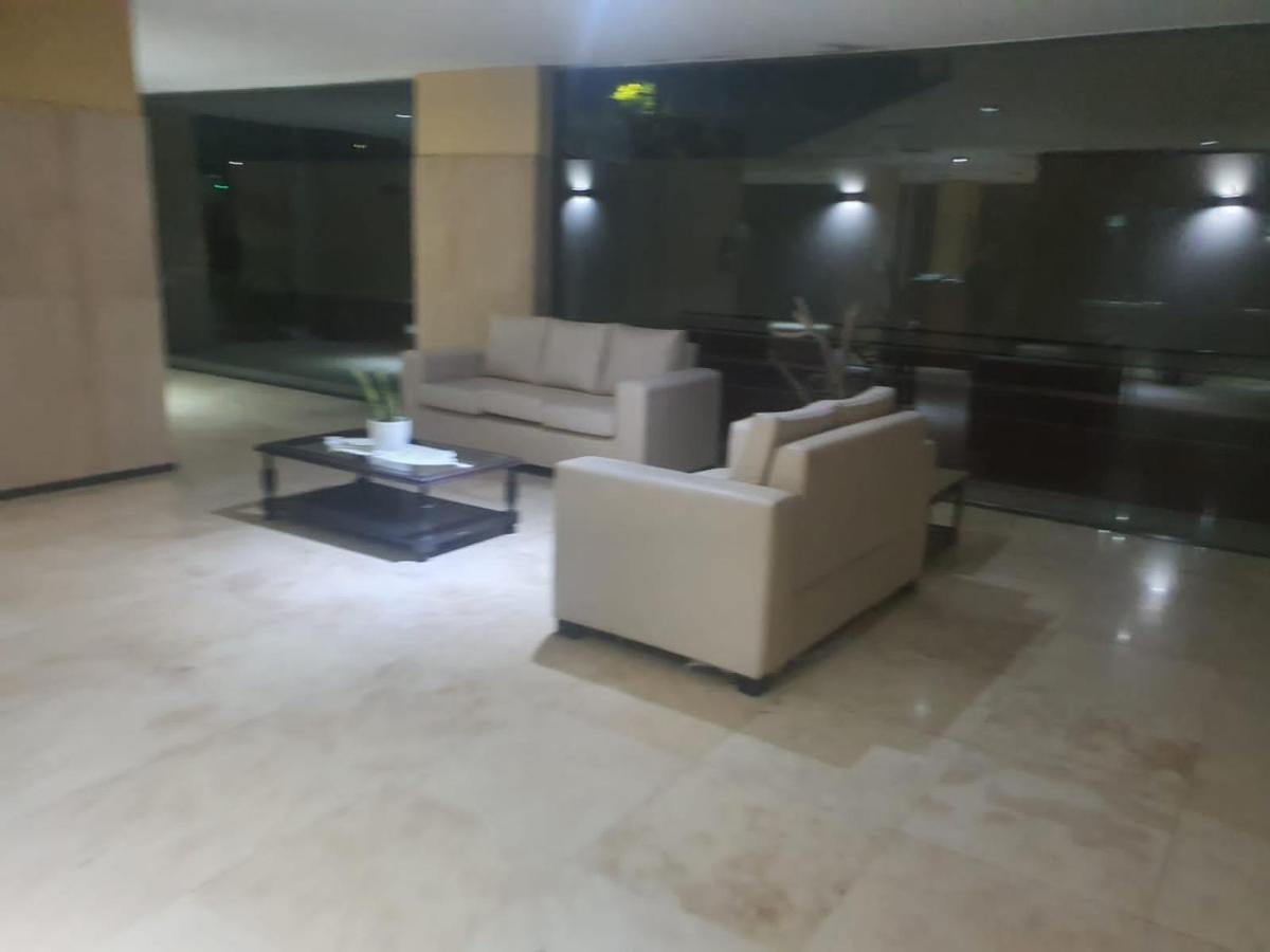 Pilar Centro Pileta Solarium Hospital Austral Cochera Seguridad 24 Hs Appartement Pilar (Buenos Aires)